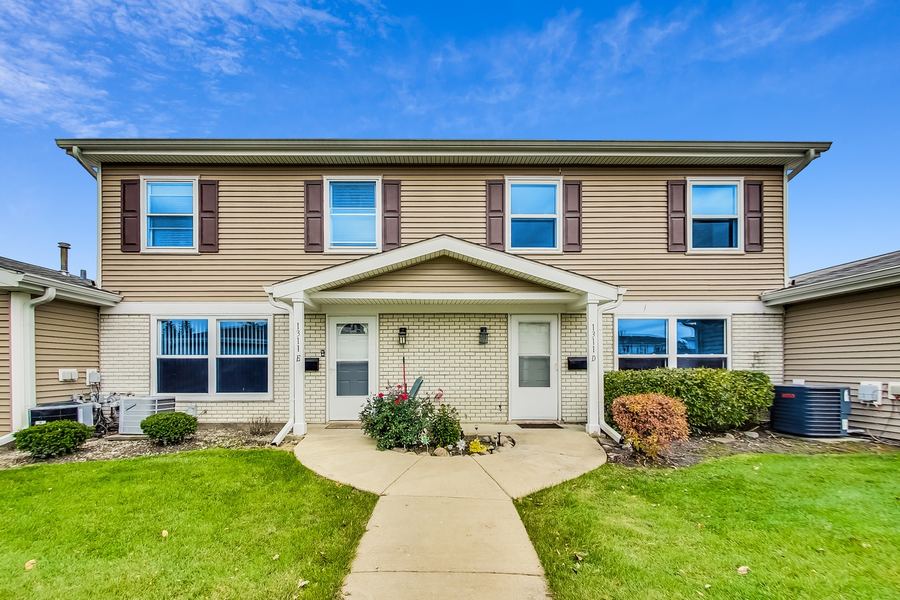 1311 Kingsbury Drive, Hanover Park