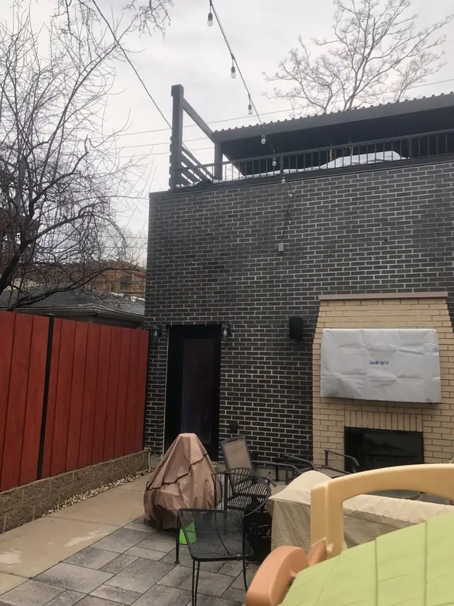 Roof deck and pergola, 2019