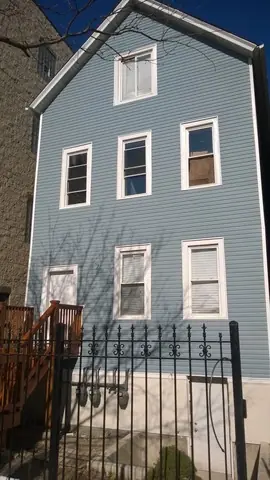 2626 W Armitage, Chicago listing photo