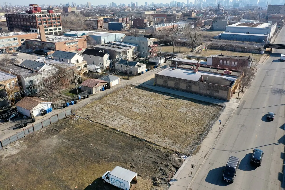 2650-2662 W Madison, Chicago listing photo