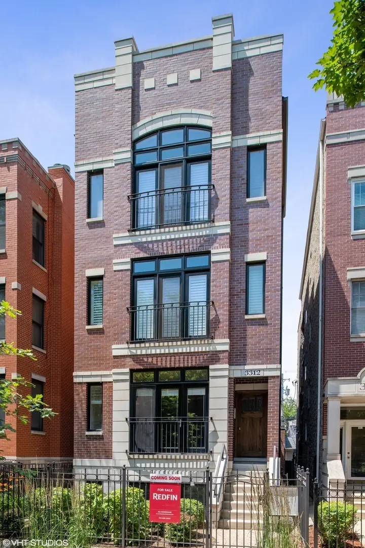 3312 N Kenmore #1, Chicago listing photo