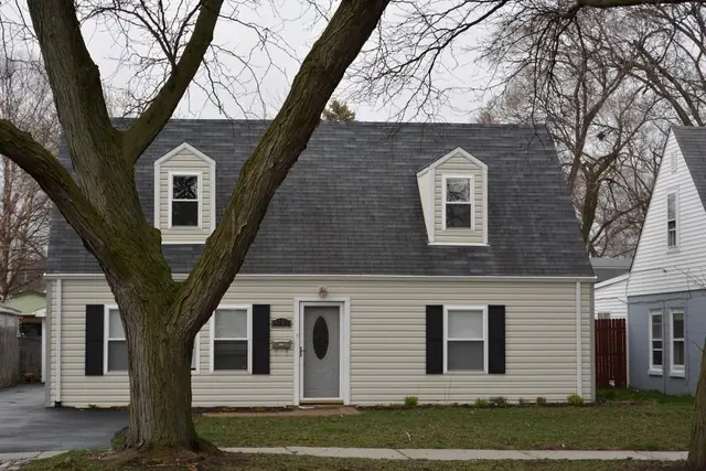 4021 W 99th, Chicago listing photo