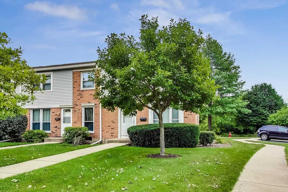4077 Club Tree, Chicago listing photo