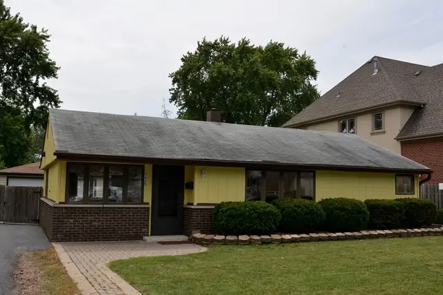 5025 Oak Center, Chicago listing photo