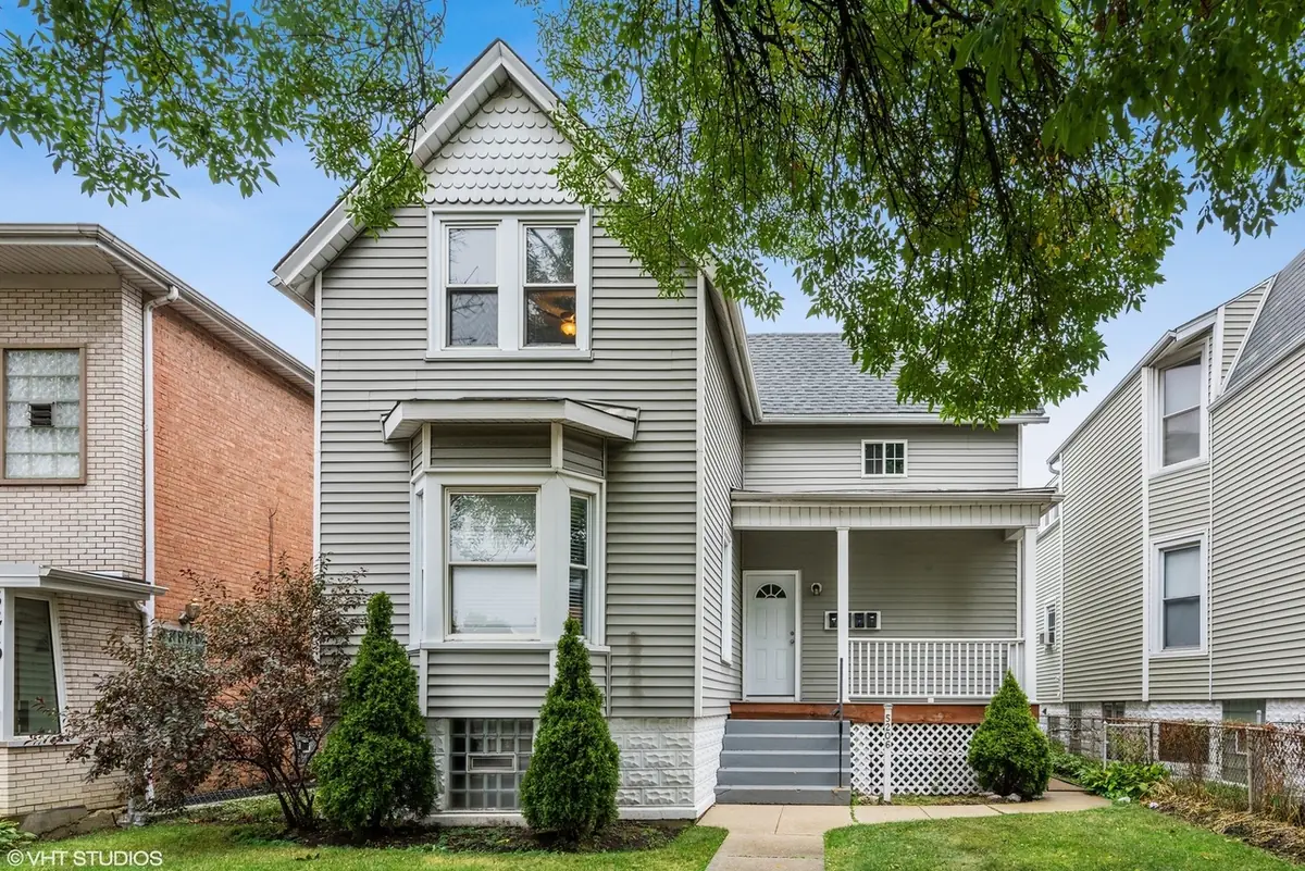 5206 W Ainslie, Chicago listing photo