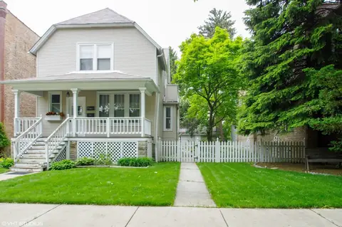 5442 W Leland, Portage Park