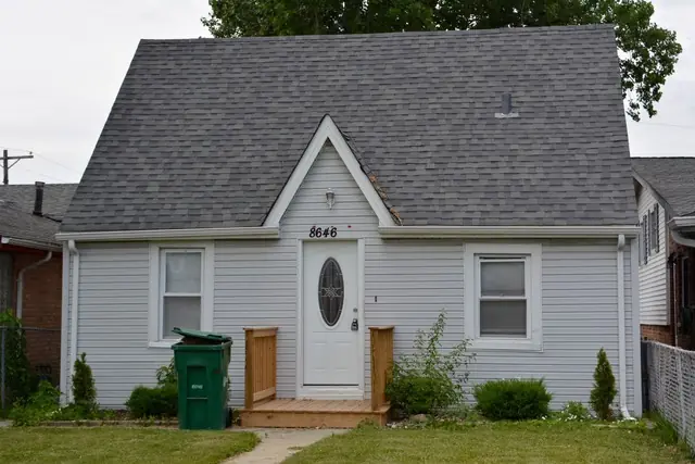 8646 Massasoit, Chicago listing photo